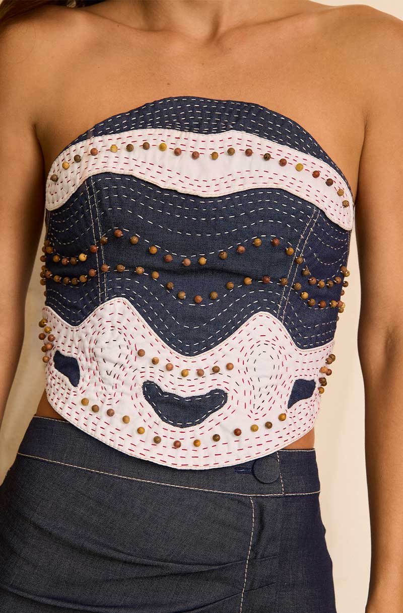 HUG CROP TOP